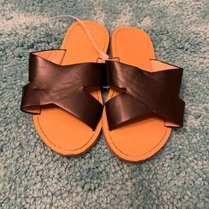 Toddler Girl SHEIN black slides size EUR25/Toddler 8.5